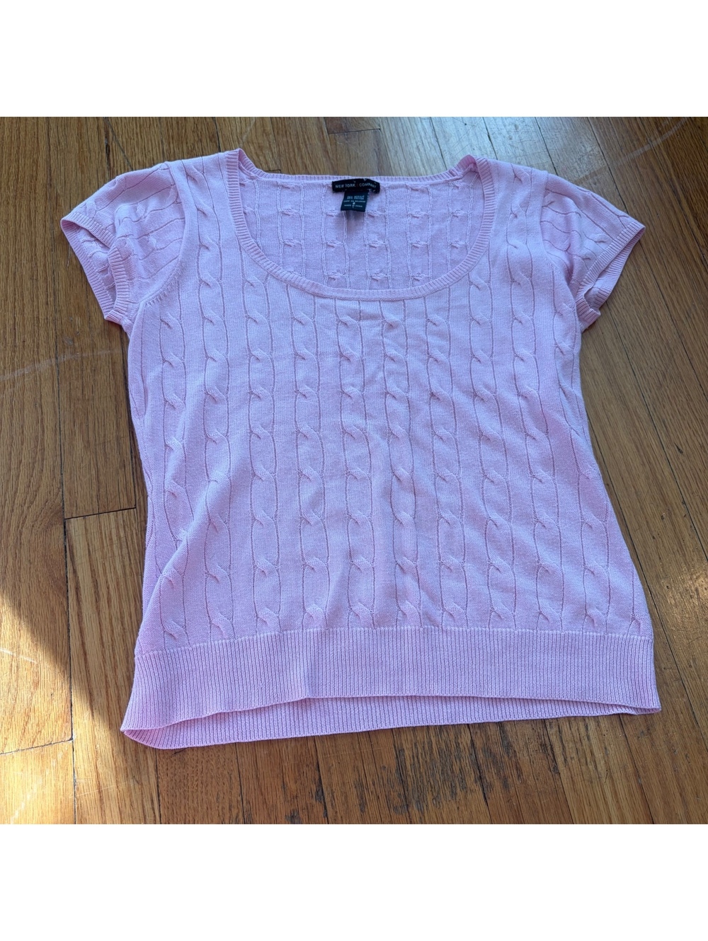 Vintage Y2K short sleeve knit light pink baby tee